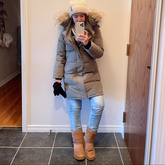 TNA aritzia powder parka gunmetal green - Picture 4 of 4